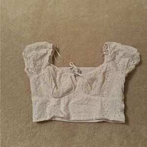 White hollister square neck crop top